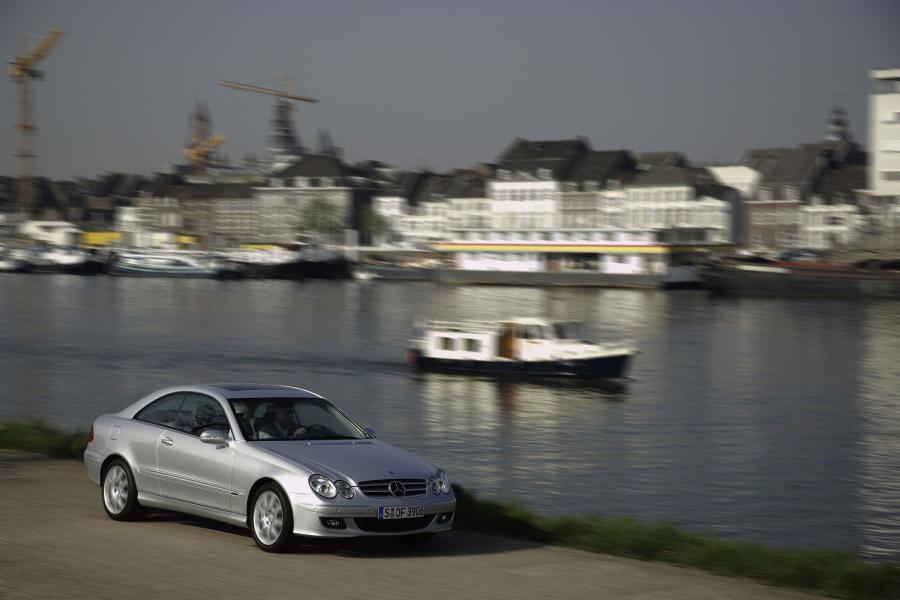  Mercedes-Benz CLK-Class 2006 года  (фото 15 из 33)